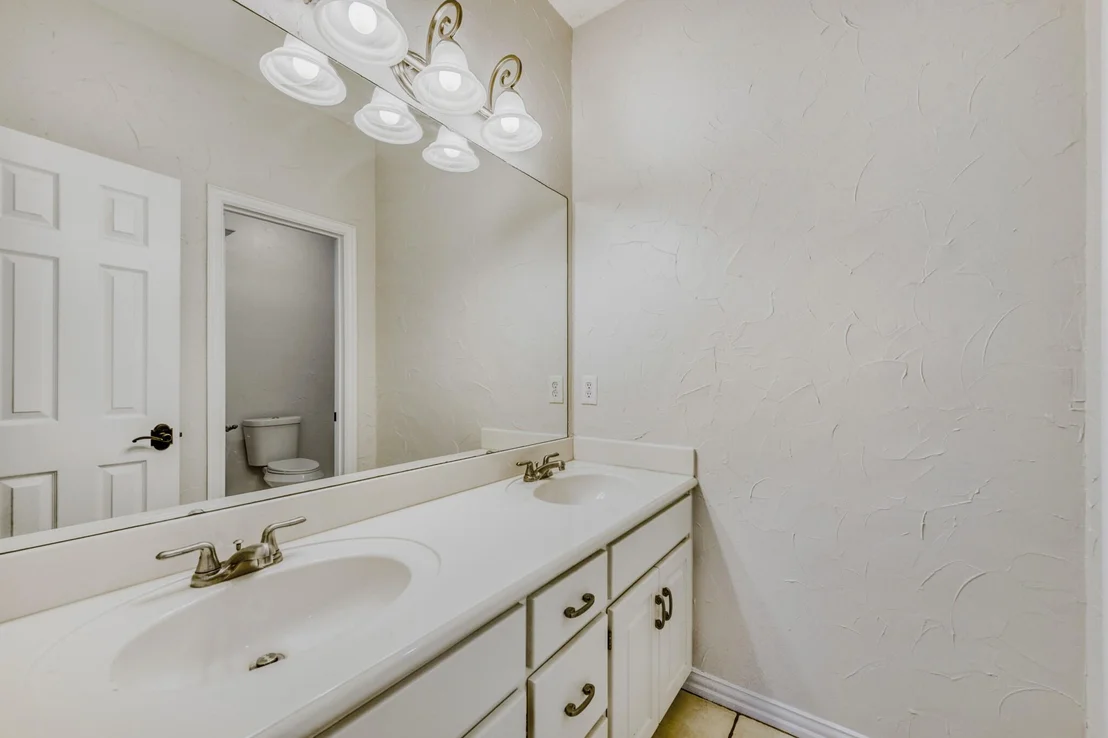 Photo of 27 Wellington Oaks Circle