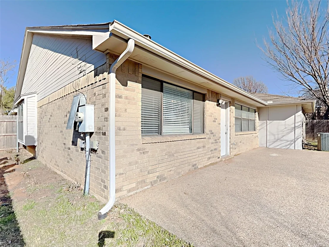 Photo of 3404 Vine Ridge