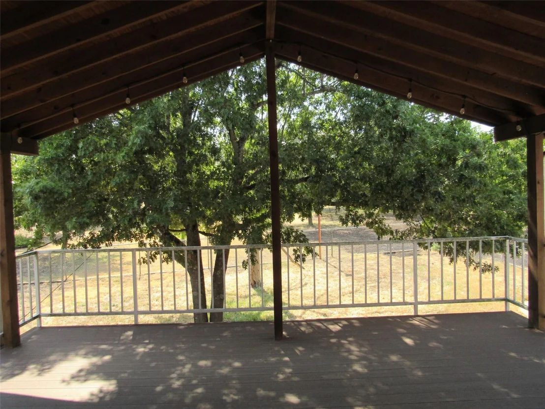 Photo of 626 Friendly Oaks Drive