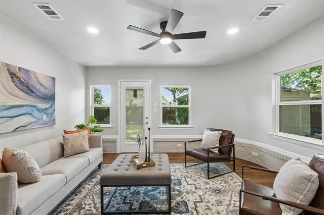 Photo of 1812 Swan Drive