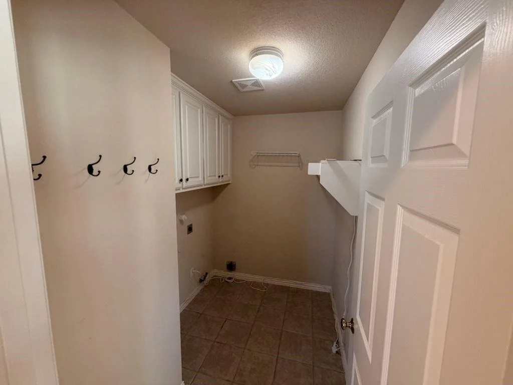 Photo of 2185 Clubview Drive