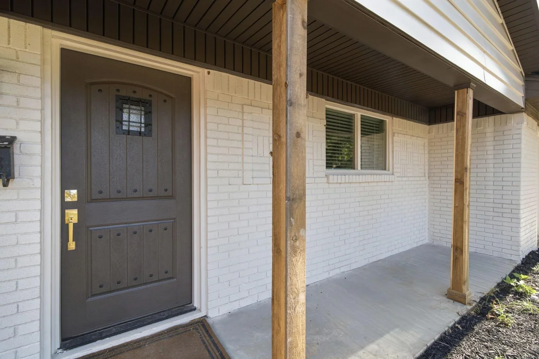 Photo of 6632 Ellis Road