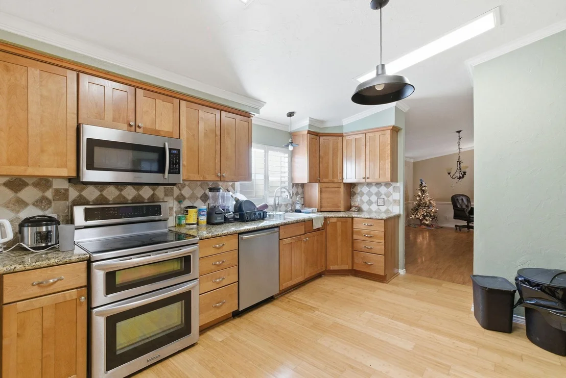 Photo of 2013 Spring Valley Drive