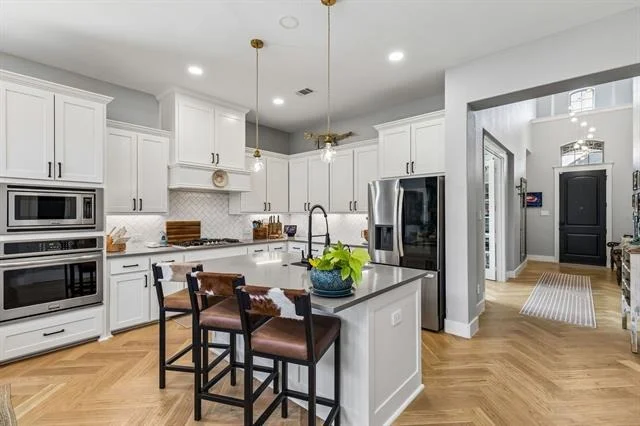 Photo of 5717 Riverside Lane