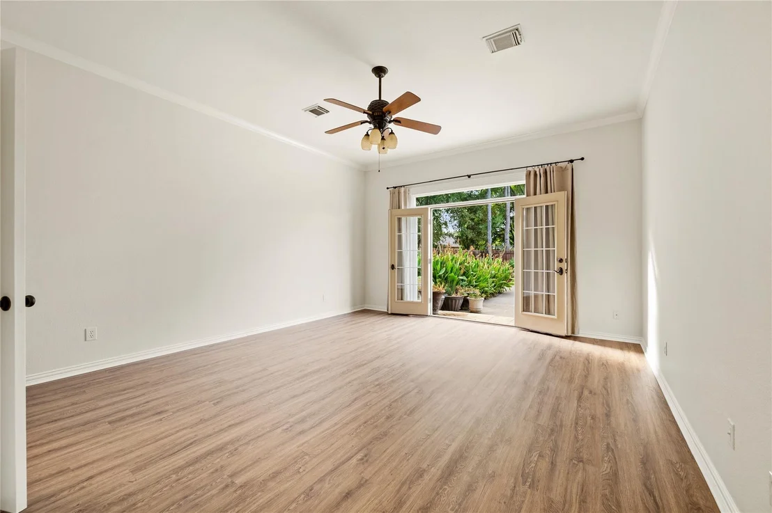 Photo of 1607 Forest Bend Lane