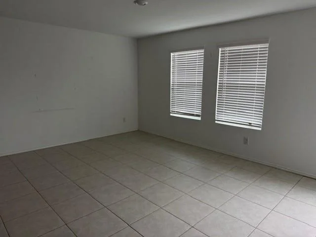 Photo of 325 Carthage Drive