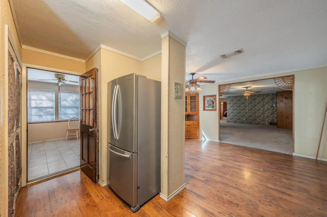 Photo of 1812 Highland Drive E