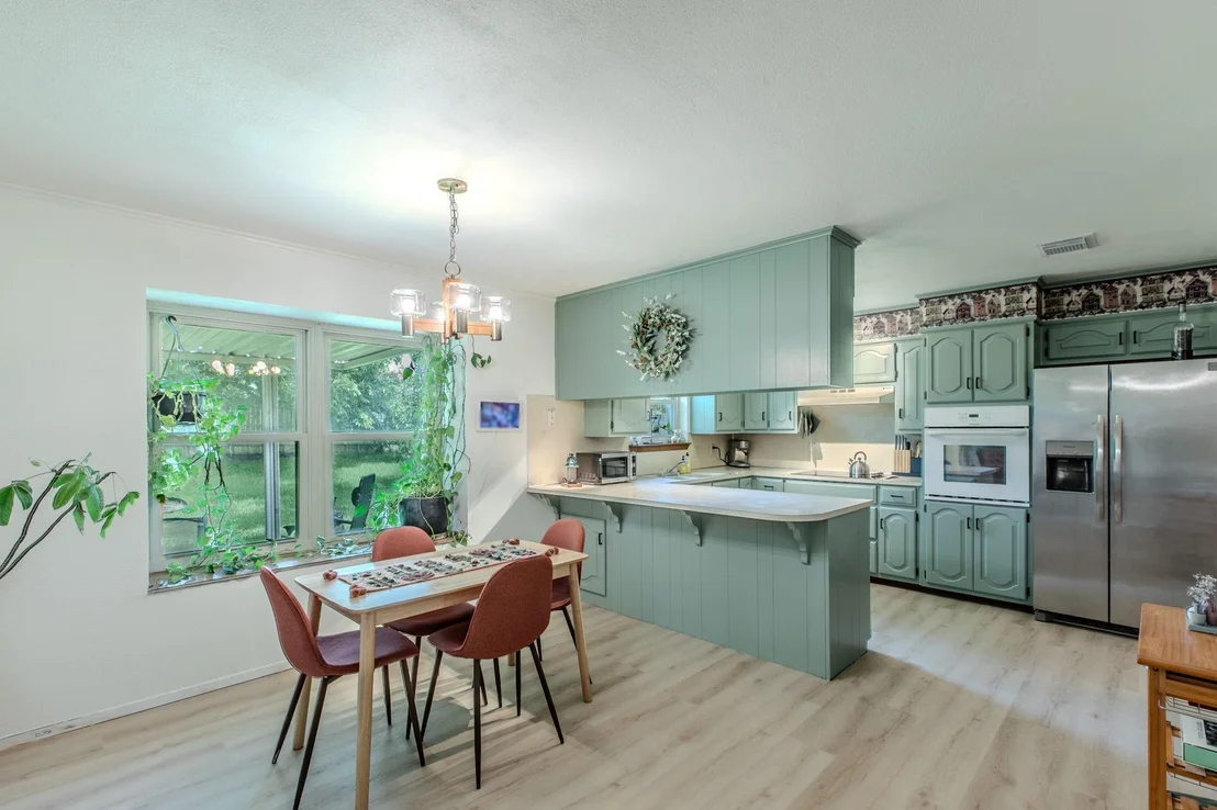 Photo of 1057 Radisson Drive