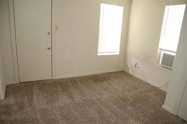 Photo of 415 Hallvale Drive