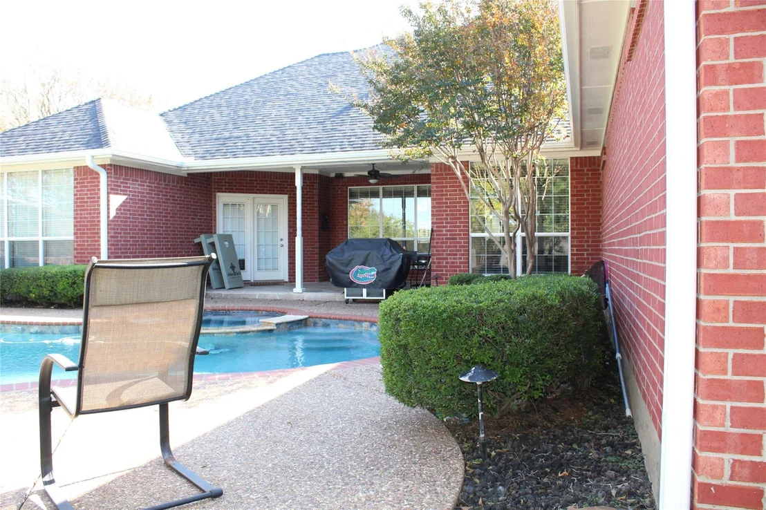 Photo of 2131 Deer Run