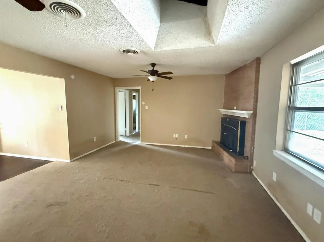 Photo of 3010 Grand Avenue