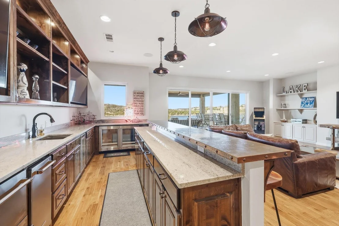 Photo of 7105 W Hells Gate Drive