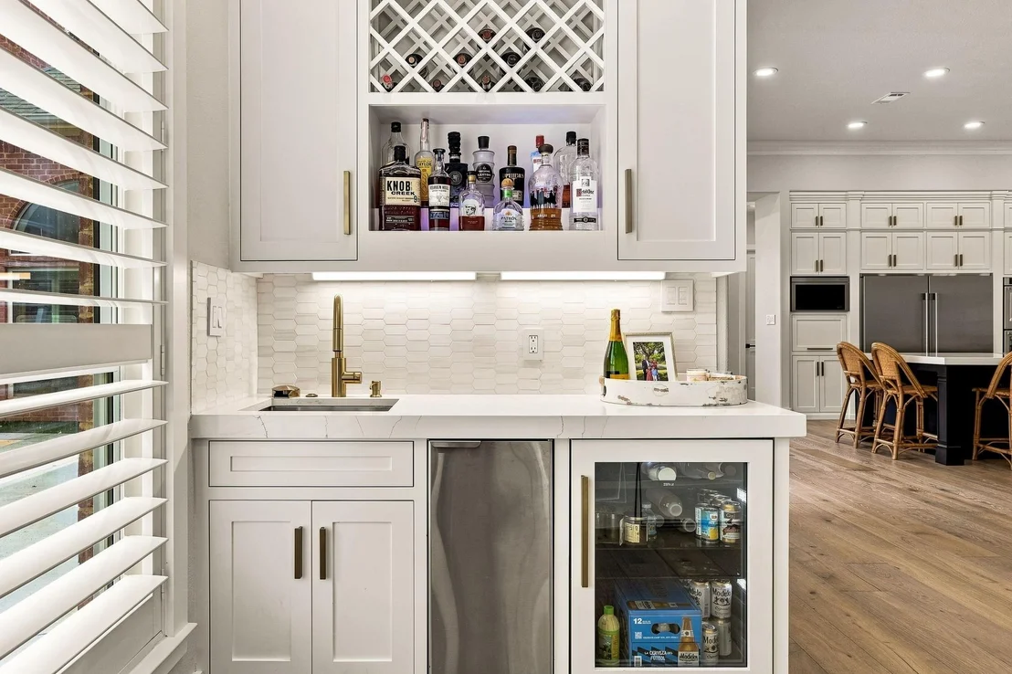 Photo of 5941 Tiburon Drive