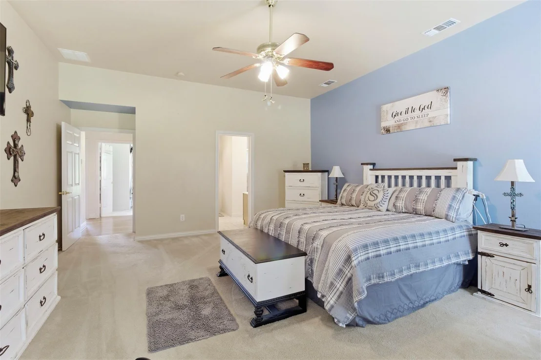 Photo of 2725 County Road 494