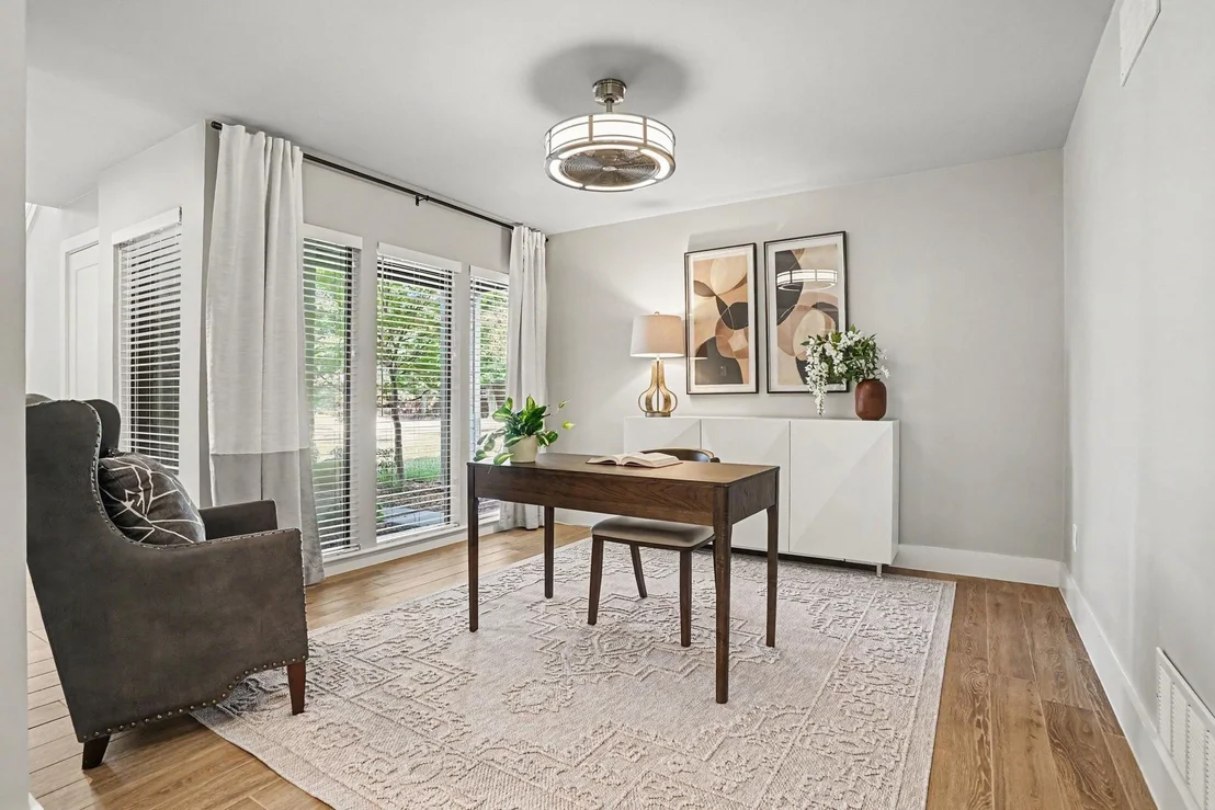 Photo of 2902 Ambleside Lane
