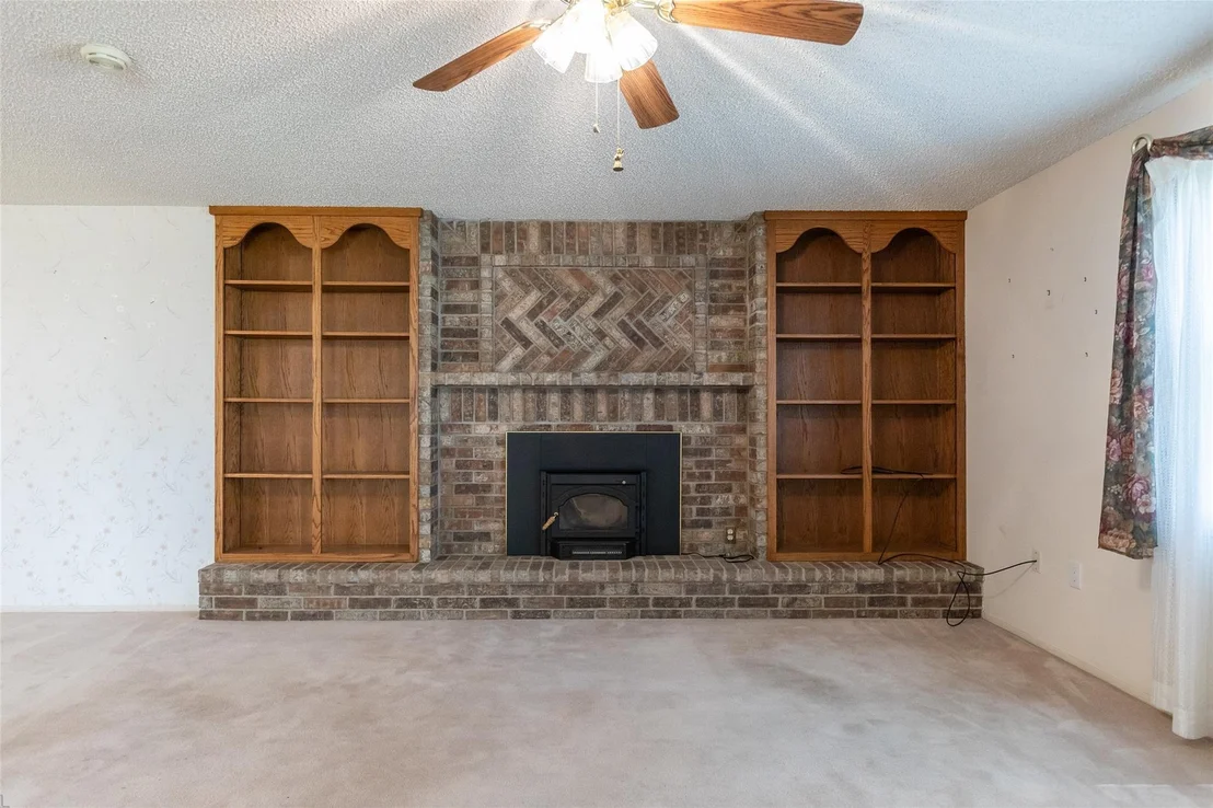 Photo of 5309 Llano Street