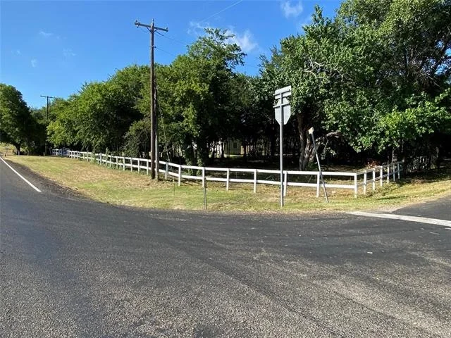 Photo of 4201 N Interstate Highway 45