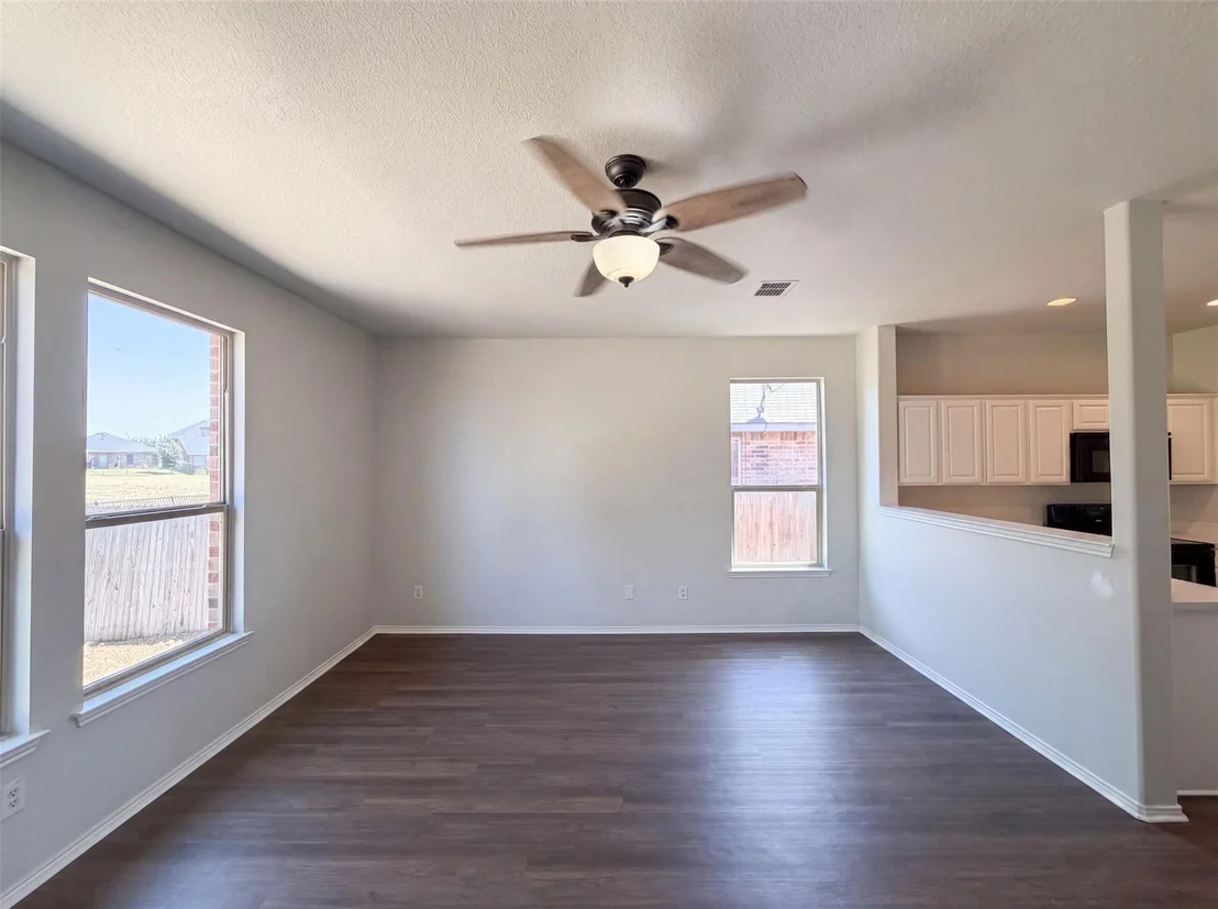 Photo of 5928 Deck House Road