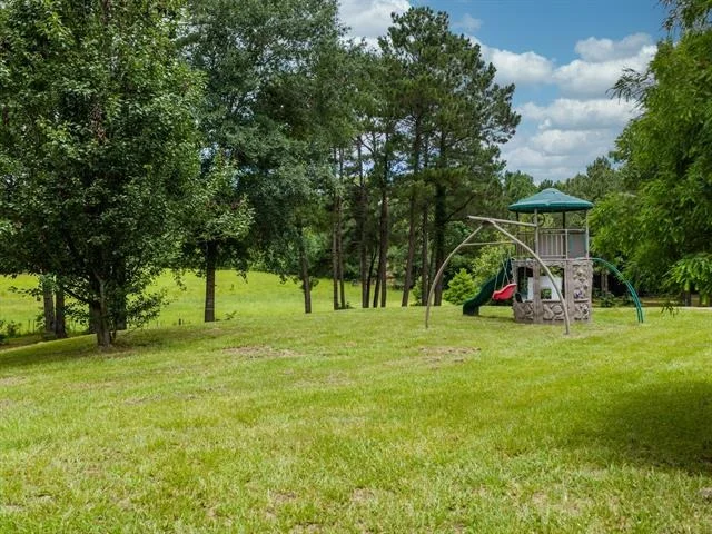 Photo of 4240 County Road 2107