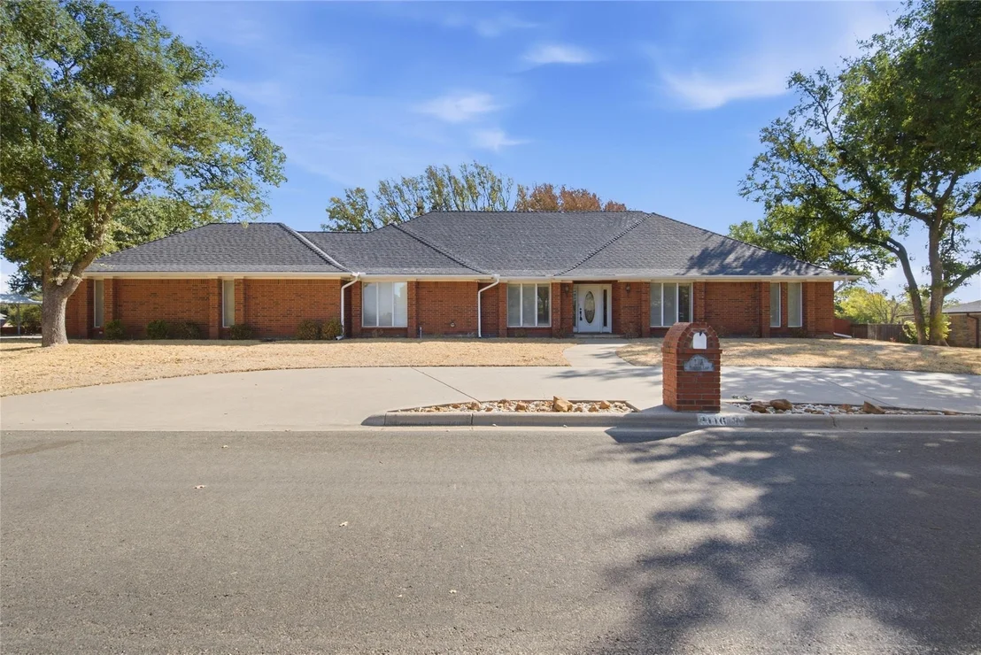 Photo of 2116 Cherokee Loop