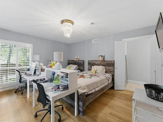 Photo of 6160 Spring Valley Road