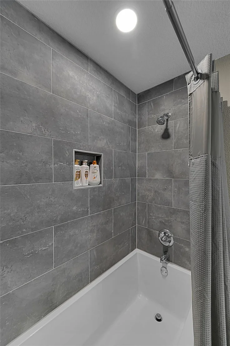 Photo of 924 Gurley Lane