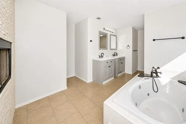 Photo of 1253 Topeka Drive