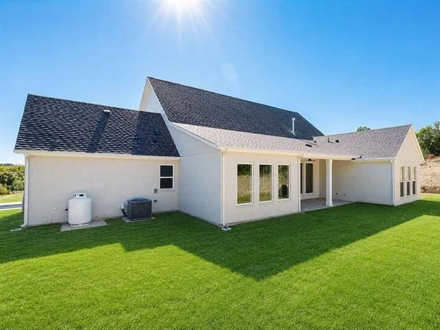 Photo of 1027 Twin Creeks Drive
