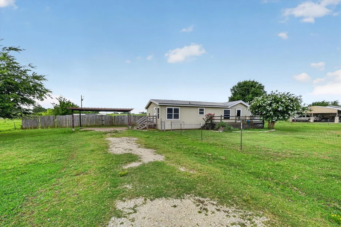 Photo of 8316 County Road 508