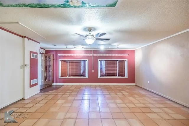 Photo of 809 Chanticleers Lane