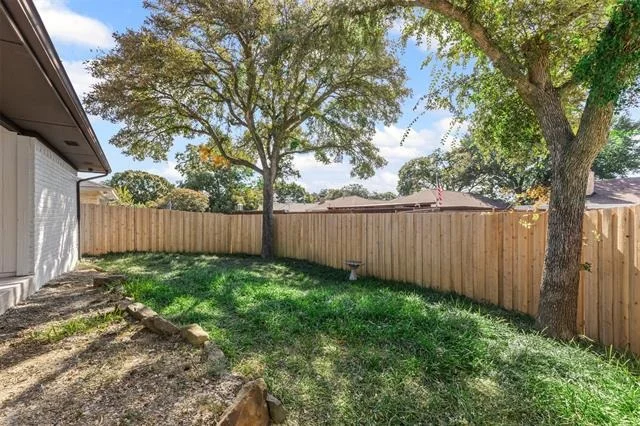 Photo of 2124 Parkhaven Drive