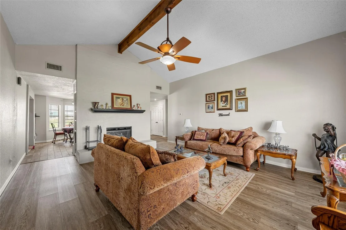 Photo of 5330 Leroy Parkway