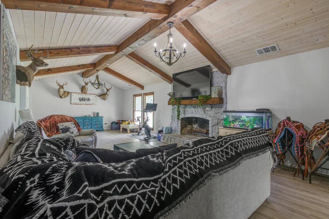 Photo of 636 Clark Road