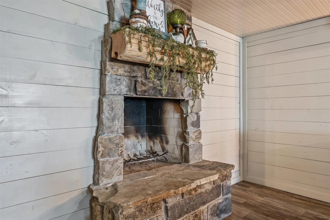 Photo of 15758 Audrey Lane