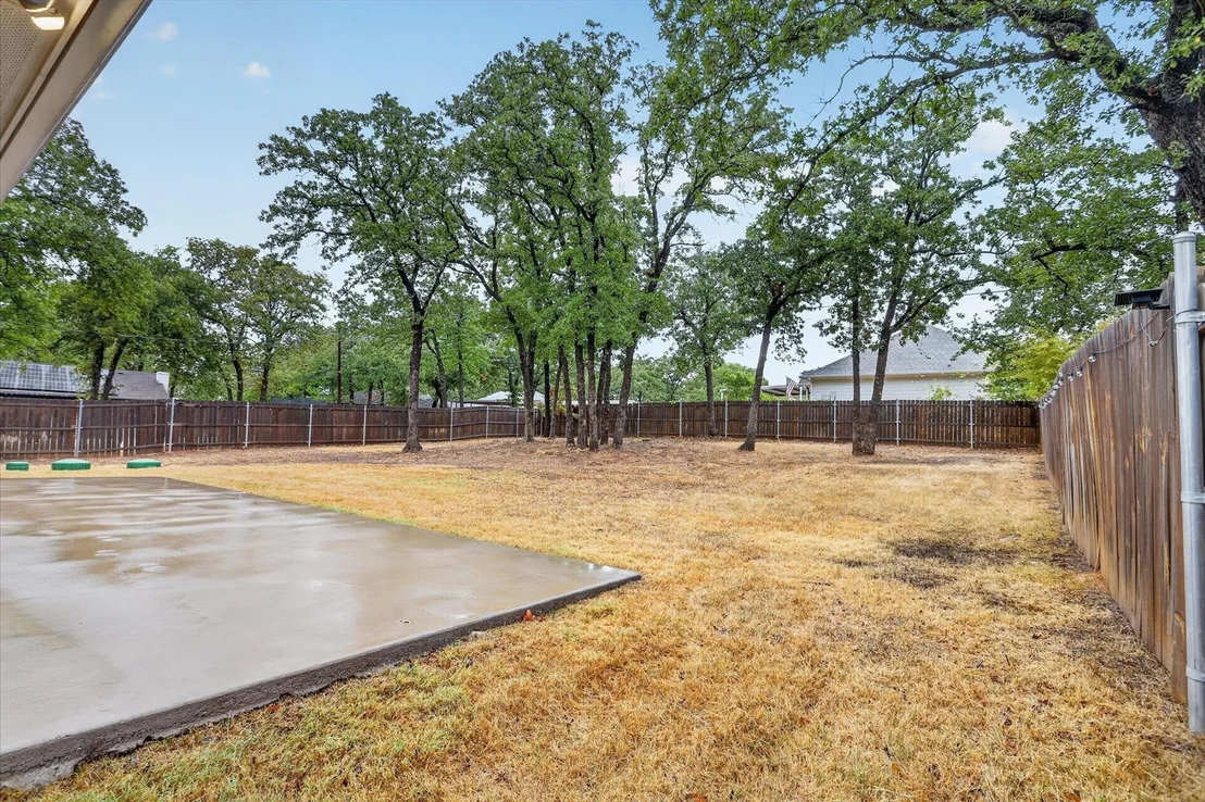 Photo of 1612 Tanglewood Drive