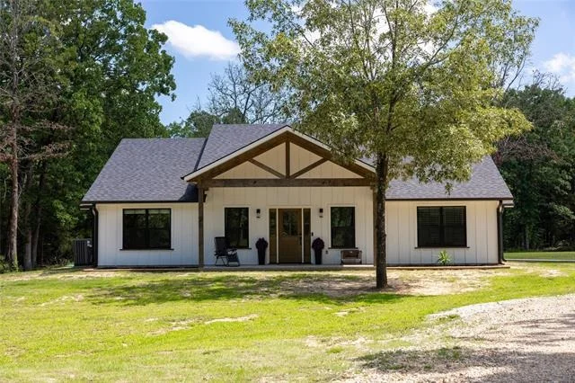 Photo of 1756 County Road 45080 Road