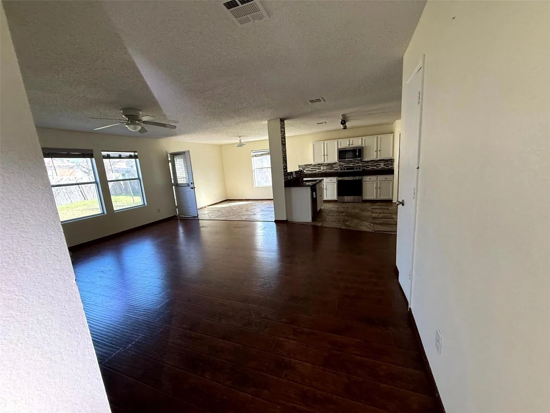 Photo of 7919 Mosstree Drive
