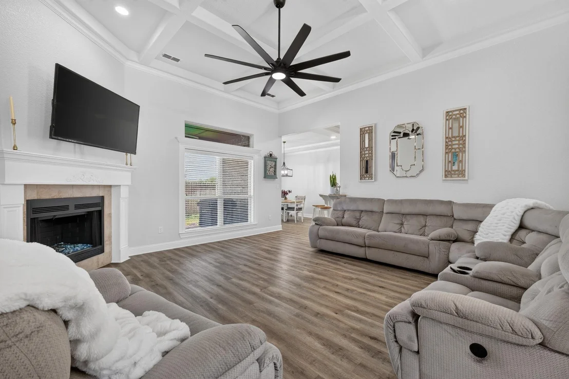 Photo of 3409 White Oaks Drive