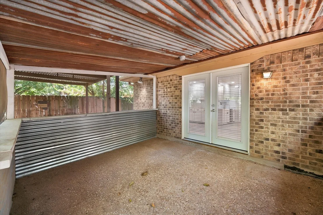 Photo of 401 Hutson Drive