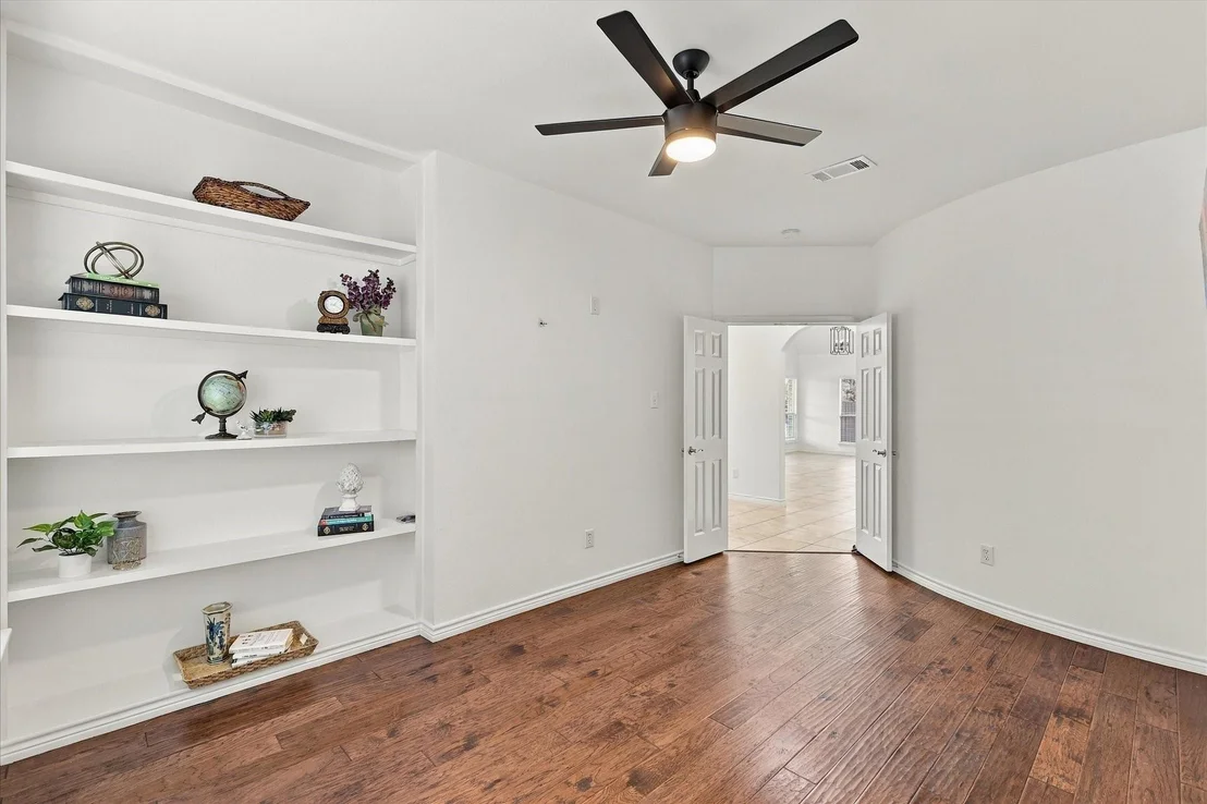 Photo of 1329 Bateman Lane