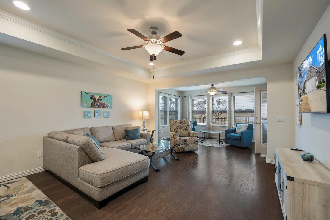 Photo of 7629 Parade Drive