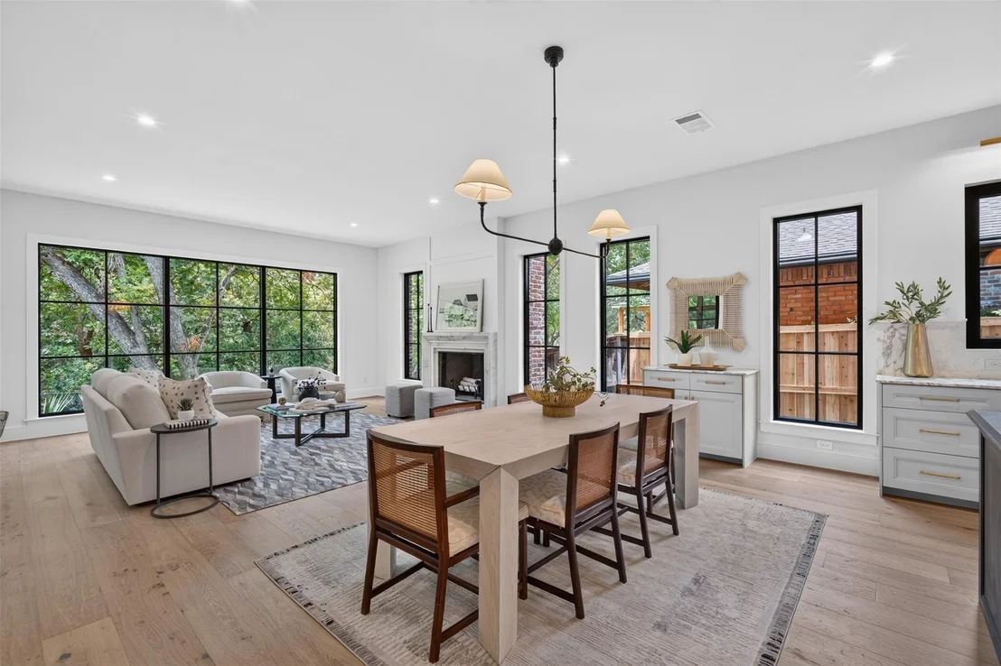 Photo of 6817 Blessing Drive