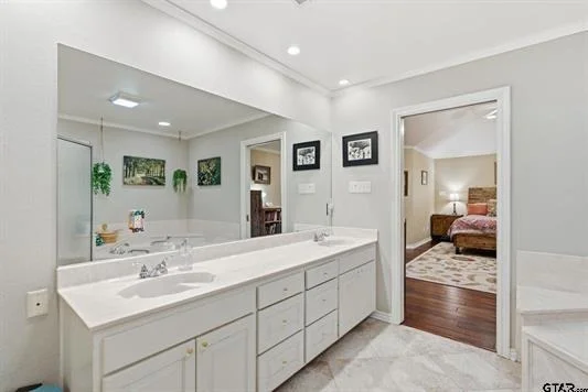 Photo of 804 Festoon Court