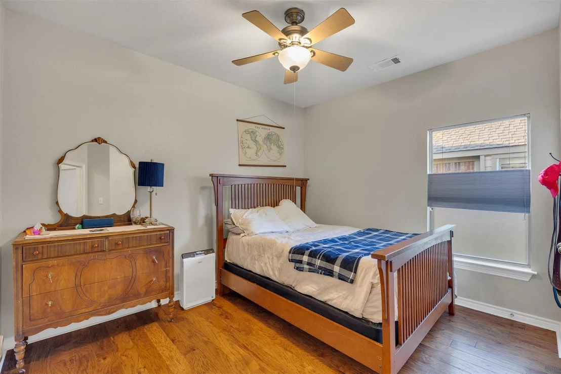 Photo of 12701 Welsh Walk