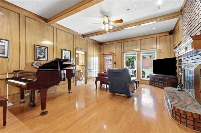 Photo of 732 Meadowlark Lane