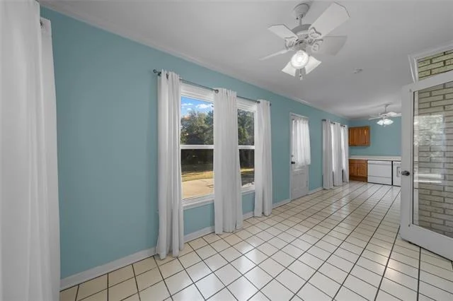 Photo of 4825 Hillcrest Drive