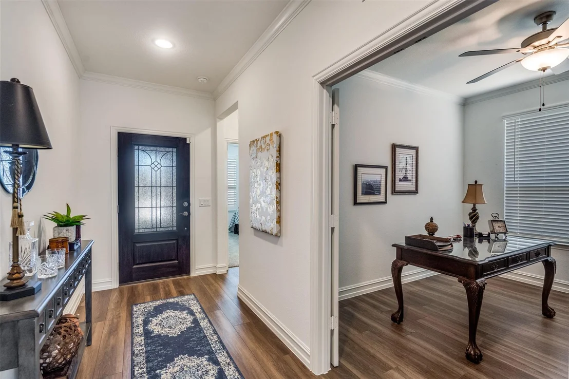 Photo of 424 Long Pines Drive
