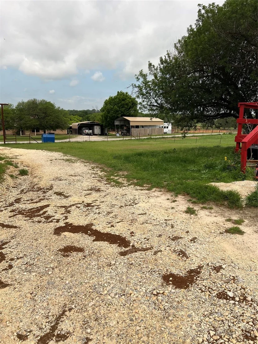 Photo of 1661 County Road 195