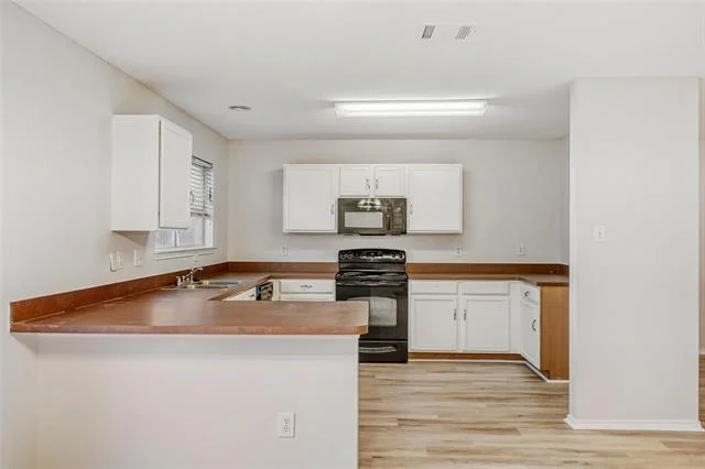 Photo of 7845 Whitney Lane