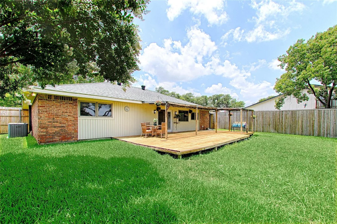 Photo of 2511 Via Avenida